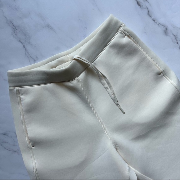 UNIQLO Straight Leg US S Off-White Joggers - Picture 3 of 10